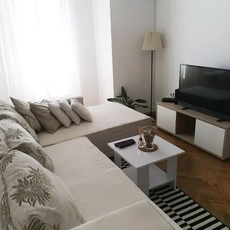 Apartment Maja *